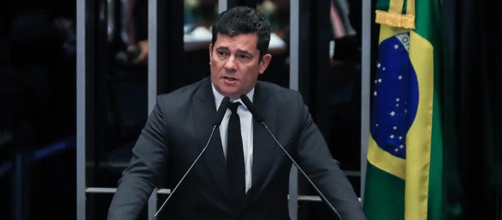 Moro foi absolvido pelo tse
